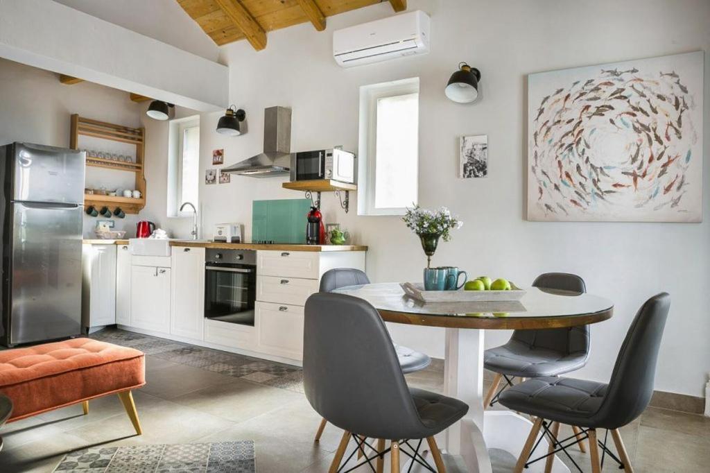 Aelia Cottage Mánganosz Kültér fotó